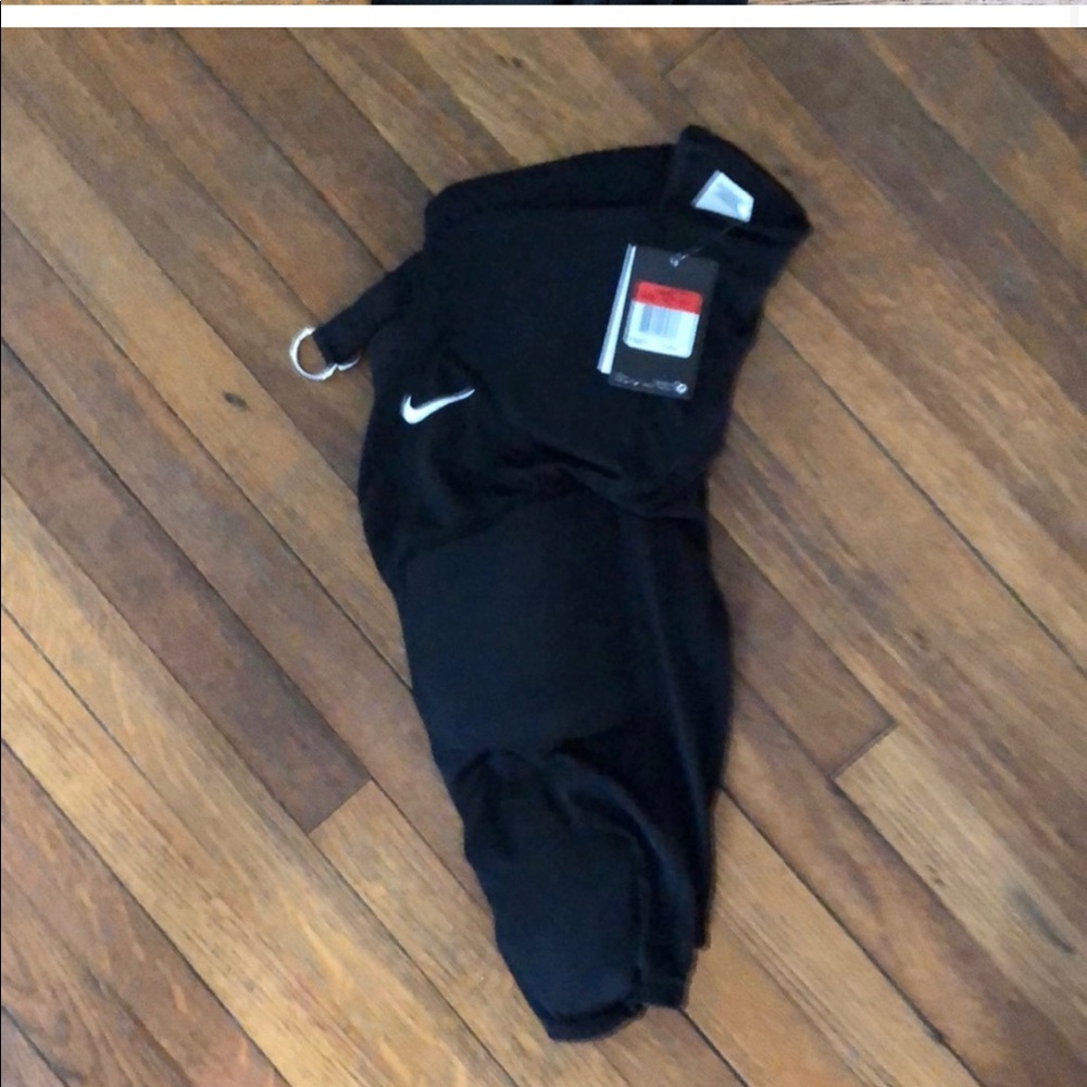 Nike Football pant. Tags ripped off, never worn. Too small